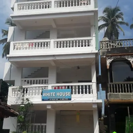 White House Arambol Hotel
